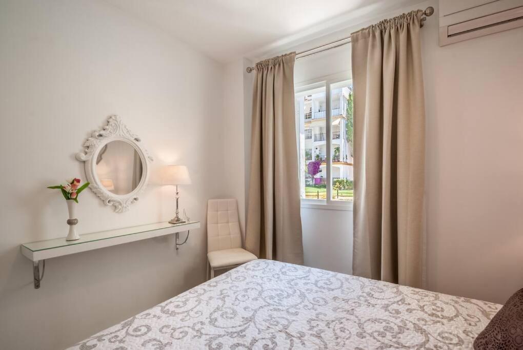 Apartamento Con Piscina Cerca Del Golf En Atalaya - Atalaya Del Golf 31 Estepona Exterior photo